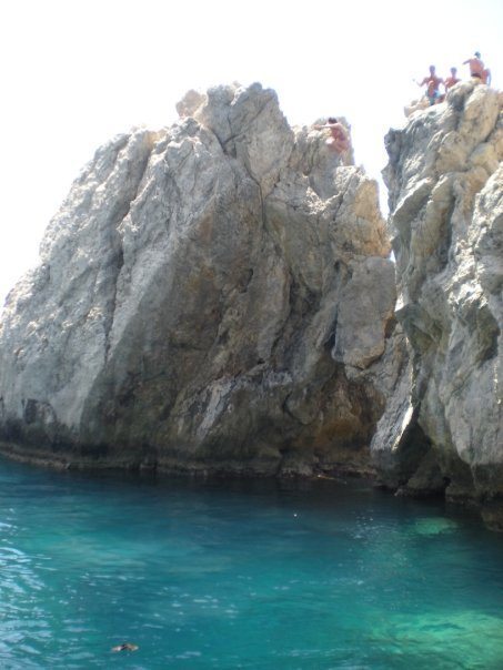 This is an example of the WRONG way to jump. Straight legs only unless you want an enema. 