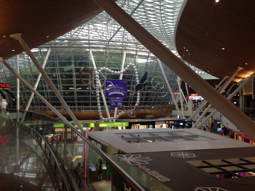 5 Reasons Why You Should Still Fly Malaysia Airlines