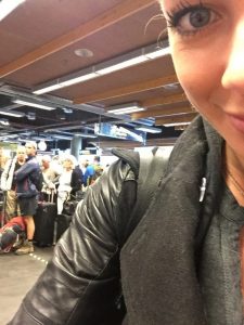 10 Pros and Cons of Taking Cheap Flights