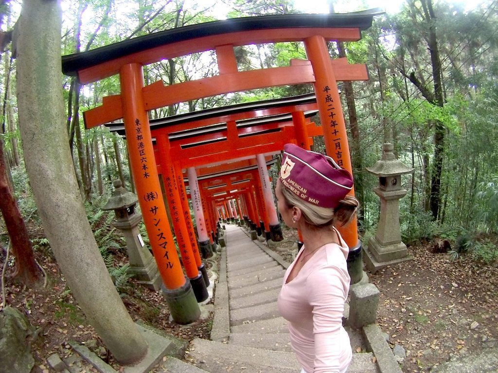 Fushimi Inari Shrine Kyoto Japan memorial day mylifesamovie.com