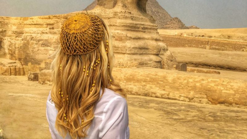 what to wear in Muslim countries