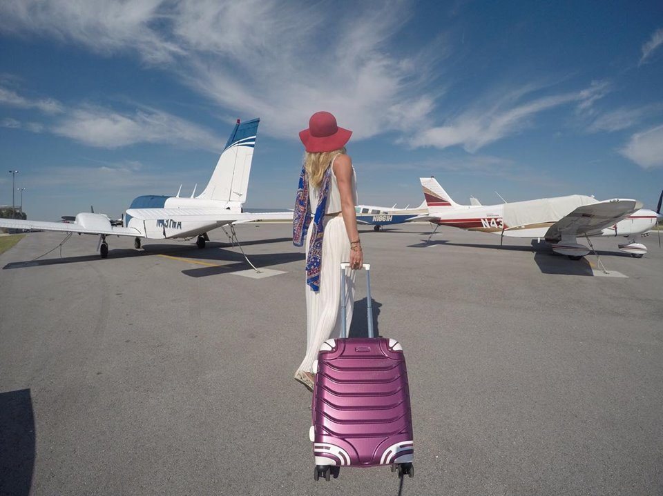 travel gear holiday gift guide mylifesamovie.com