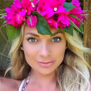 Alyssa Ramos - My Lifes A Movie - Travel Blogger