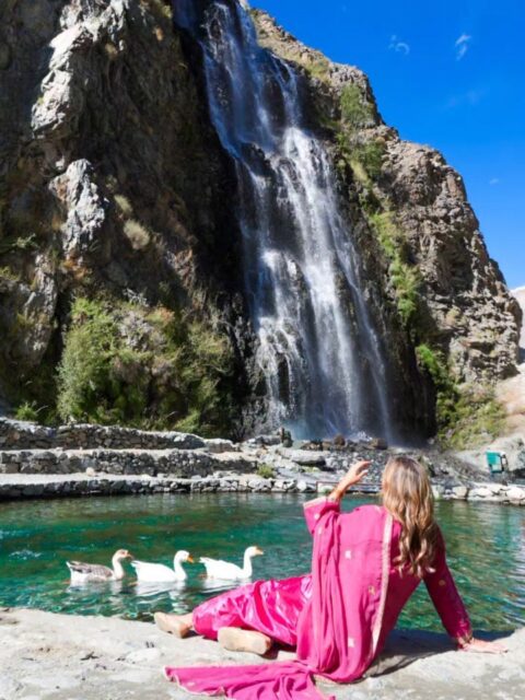 The Photo VS the Moment in Skardu, Pakistan (wait for the videos after the photo) for anyone who thinks getting photos is easy, behold, freezing water, climbing on rocks, and magical geese who apparently want to be featured in the pics.!

(Comment "Skardu" and ill DM you my full travel guide plus how to get notifications for the group trip next year!)

What's the wildest thing you've done for a photo??

Thank you Destination Pakistan for the offer to work together and for helping get this footage so I didn't have to always use my tripod or selfie stick!