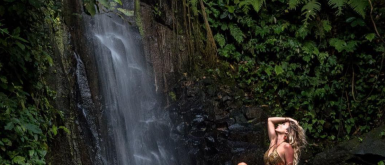 How Strangers Can Take Epic Travel Photos Of You