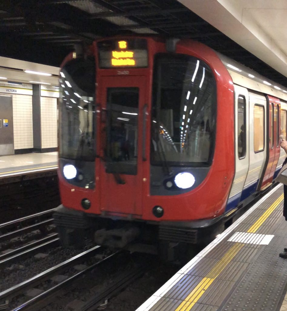 how to use the London Tube