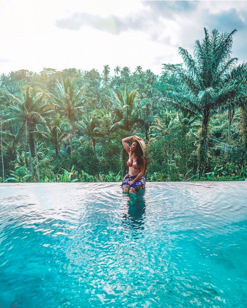 How To Pose For Travel Photos: The Do's and Don'ts For Taking Amazing Instagram Shots