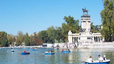 Retiro Park best photo spots in Madrid