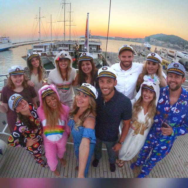 influencer-hosted group trips