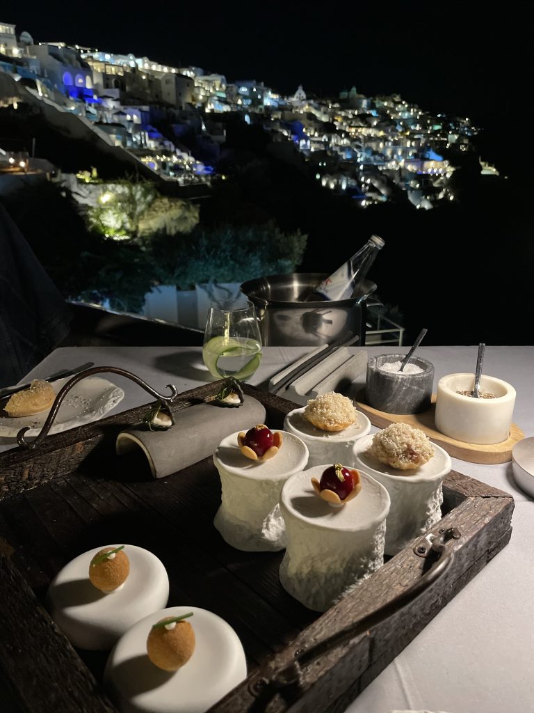 where to eat santorini 