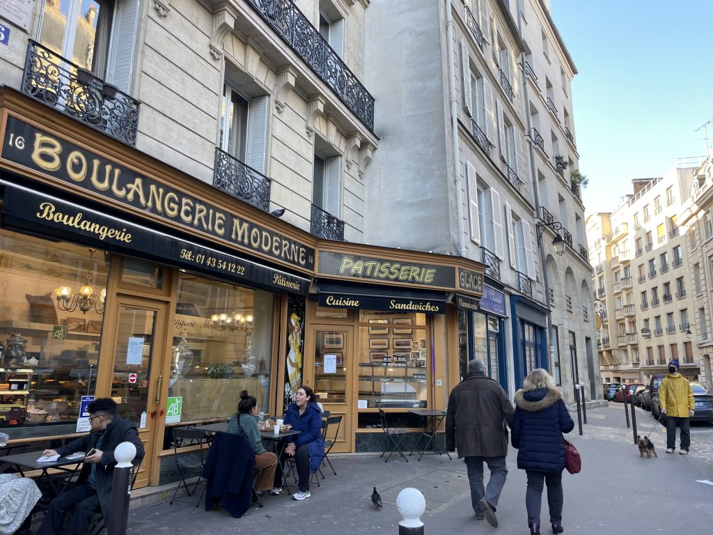 emily in paris filming locations