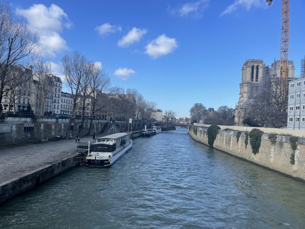 seine river paris