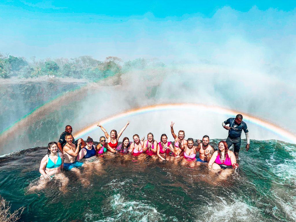 voluntarily childfree and traveling