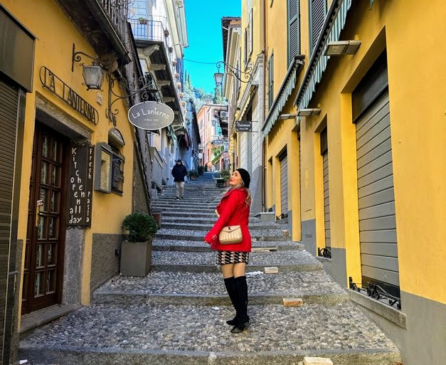 famous stairway of bellagio lake como