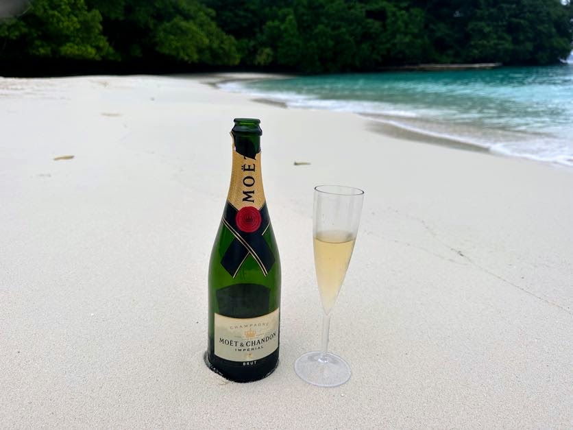 champagne beach vanuatu