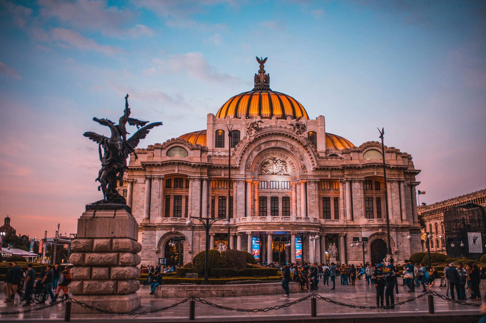 affordable healthcare in Mexico City