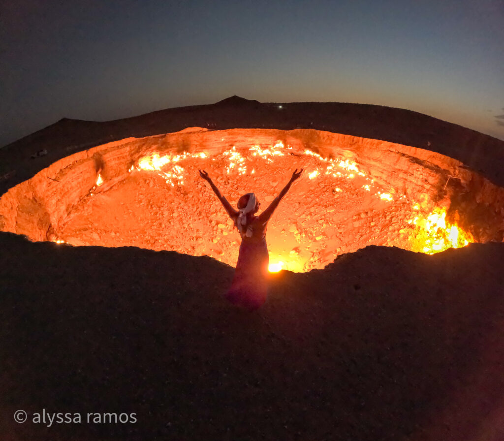 The Darvaza Crater AKA Door to Hell in Turkmenistan with travel blogger Alyssa Ramos @mylifesatravelmovie