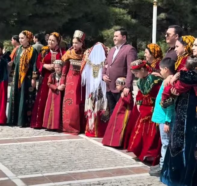 womens traditional clothing in turkmenistan mylifesamovie.com
