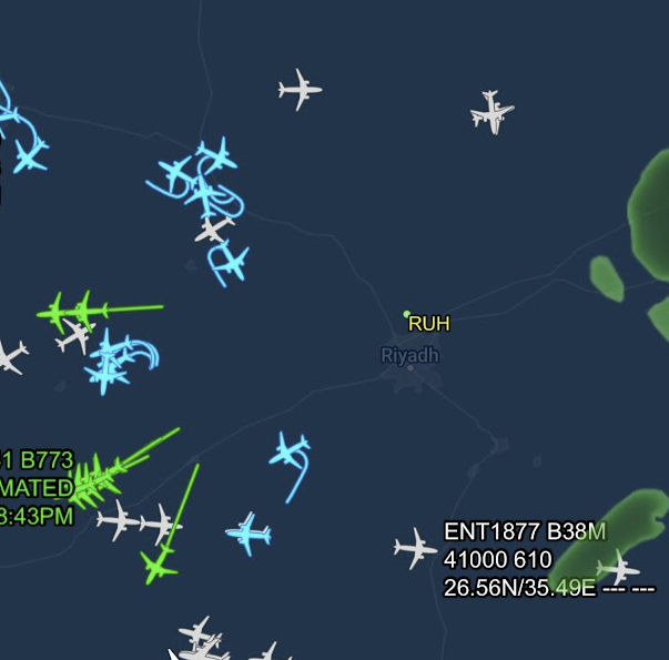 Flights turning around from the Riyadh airport mylifesamovie.com